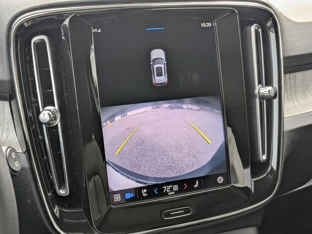 Certified 2023 Volvo XC40 B5 Plus w/ Protection Package Premier image 28