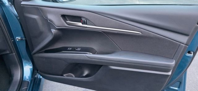 Used 2025 Toyota Camry LE image 14