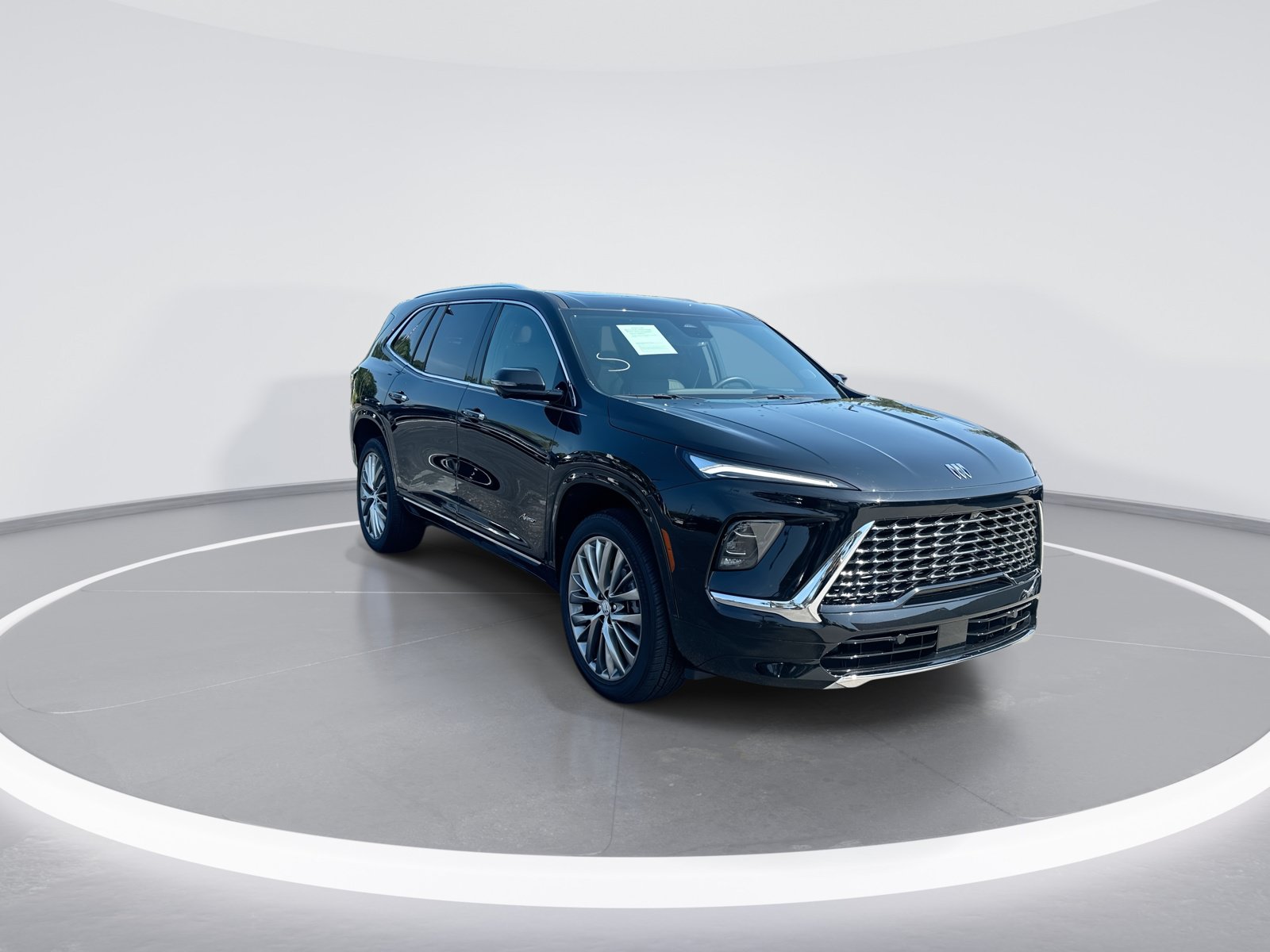 Used 2025 Buick Enclave Avenir w/ Trailering Package, 5000 lbs. FWD video 2