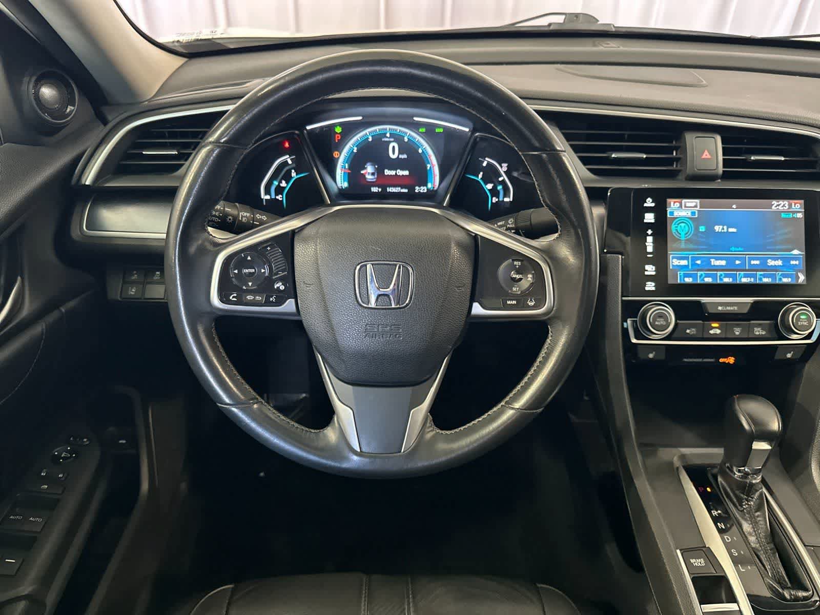 Used 2017 Honda Civic Touring image 15