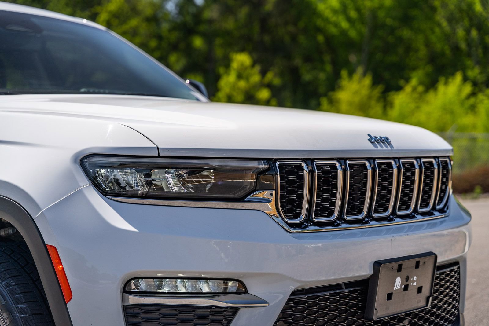 Used 2023 Jeep Grand Cherokee 4WD 4xe image 10