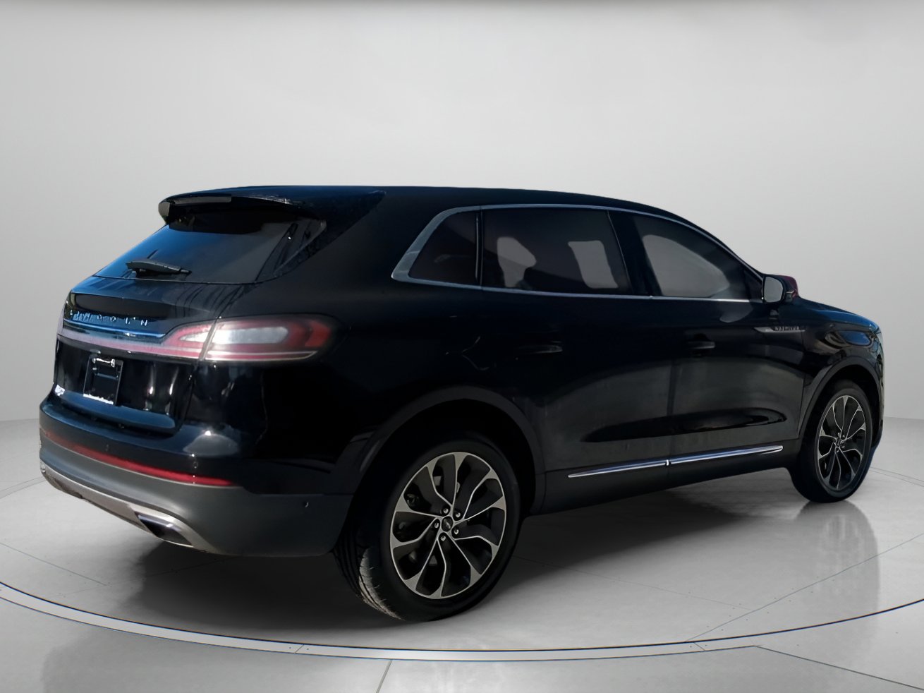 Used 2023 Lincoln Nautilus Reserve w/ Equipment Group 201A image 28