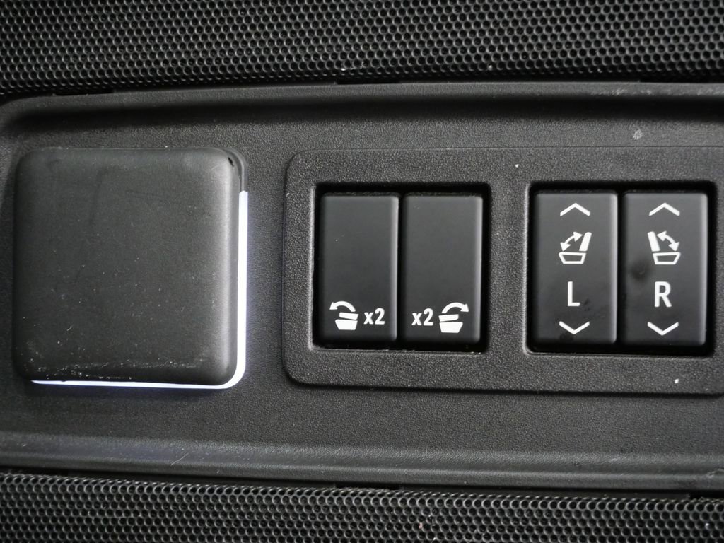 Used 2023 Cadillac Escalade Sport image 32