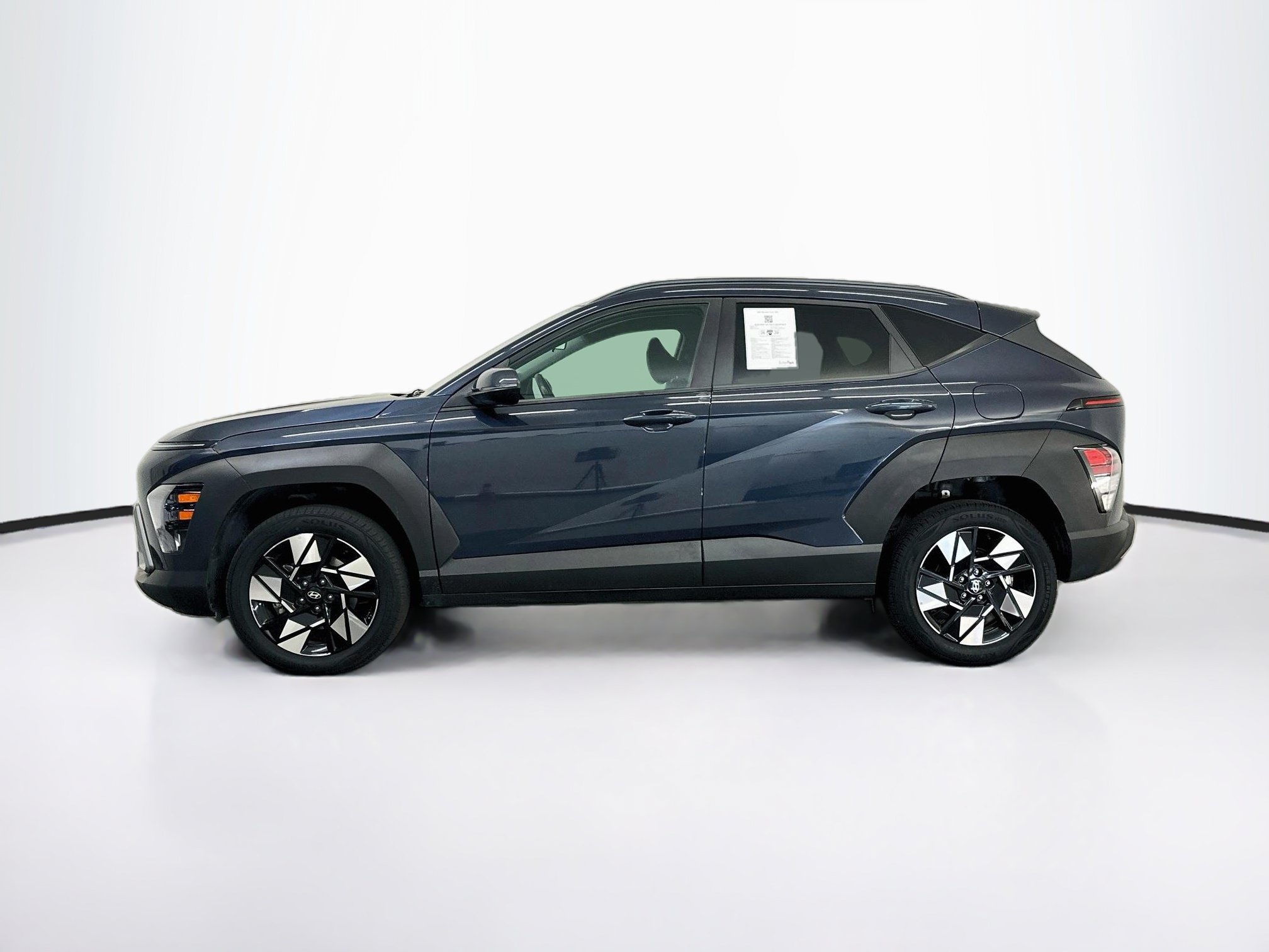 Used 2025 Hyundai Kona SEL AWD/4WD image 4