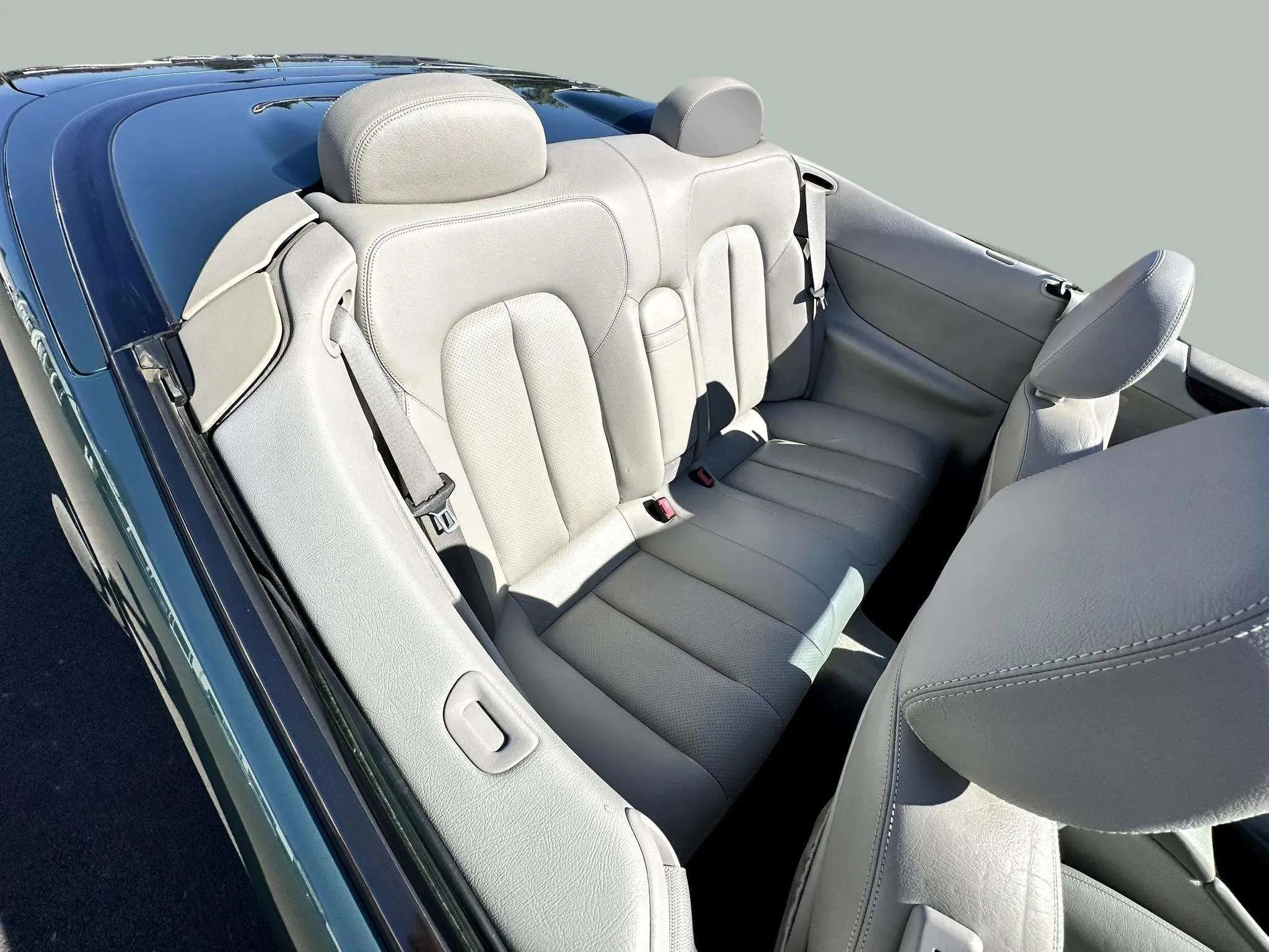 Used 1999 Mercedes-Benz CLK 320 Cabriolet image 15