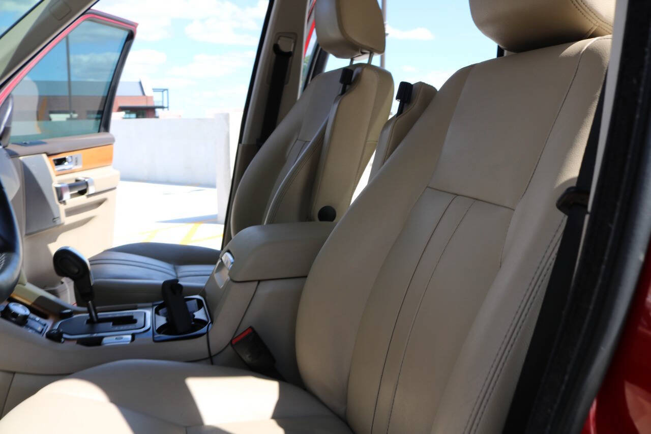 Used 2013 Land Rover LR4 HSE AWD/4WD image 98