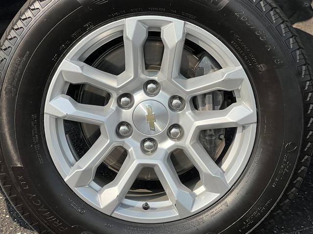 Used 2024 Chevrolet Silverado 1500 LT AWD/4WD image 10