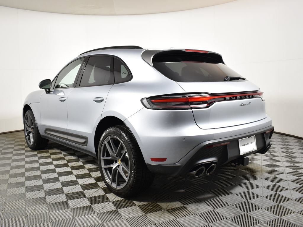 Used 2026 Porsche Macan AWD/4WD image 3
