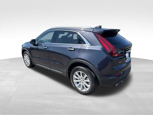 Certified 2023 Cadillac XT4 Luxury w/ Cold Weather Package AWD/4WD image 6