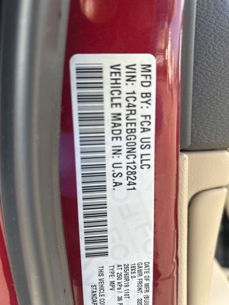 Certified 2022 Jeep Grand Cherokee Limited image 47