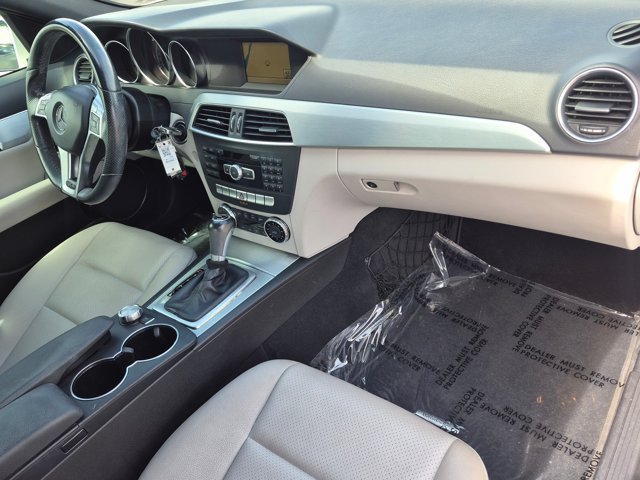 Used 2014 Mercedes-Benz C 250 Sedan image 20