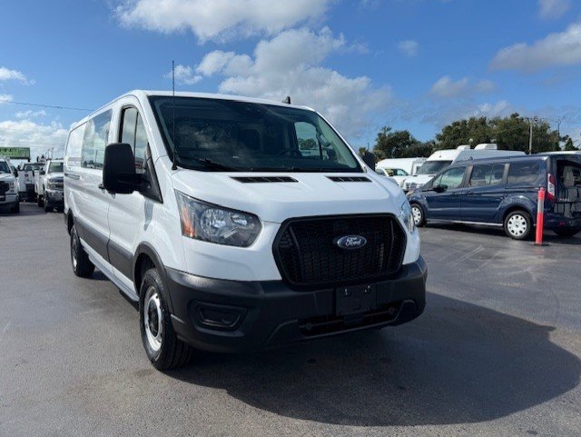 Used 2021 Ford Transit 150 Low Roof image 4