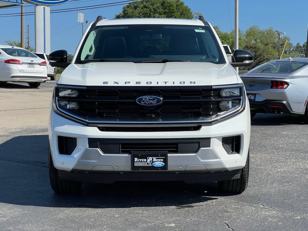New 2026 Ford Expedition Max Platinum w/ Driver's Package AWD/4WD image 8