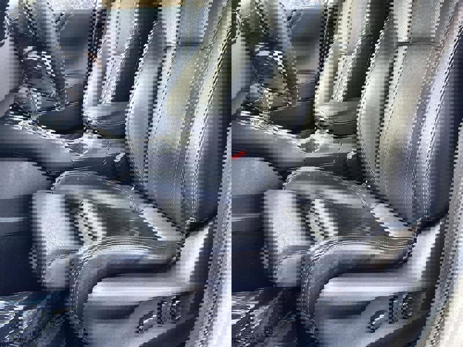 Used 2021 Subaru Outback Limited image 12