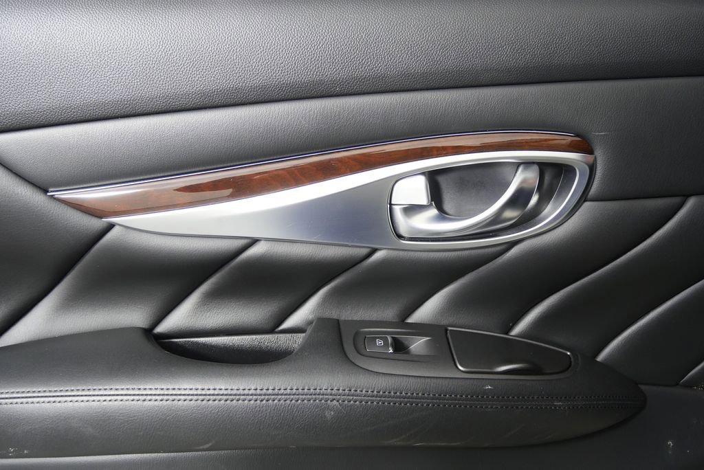 Used 2019 INFINITI Q70 L 3.7 image 14