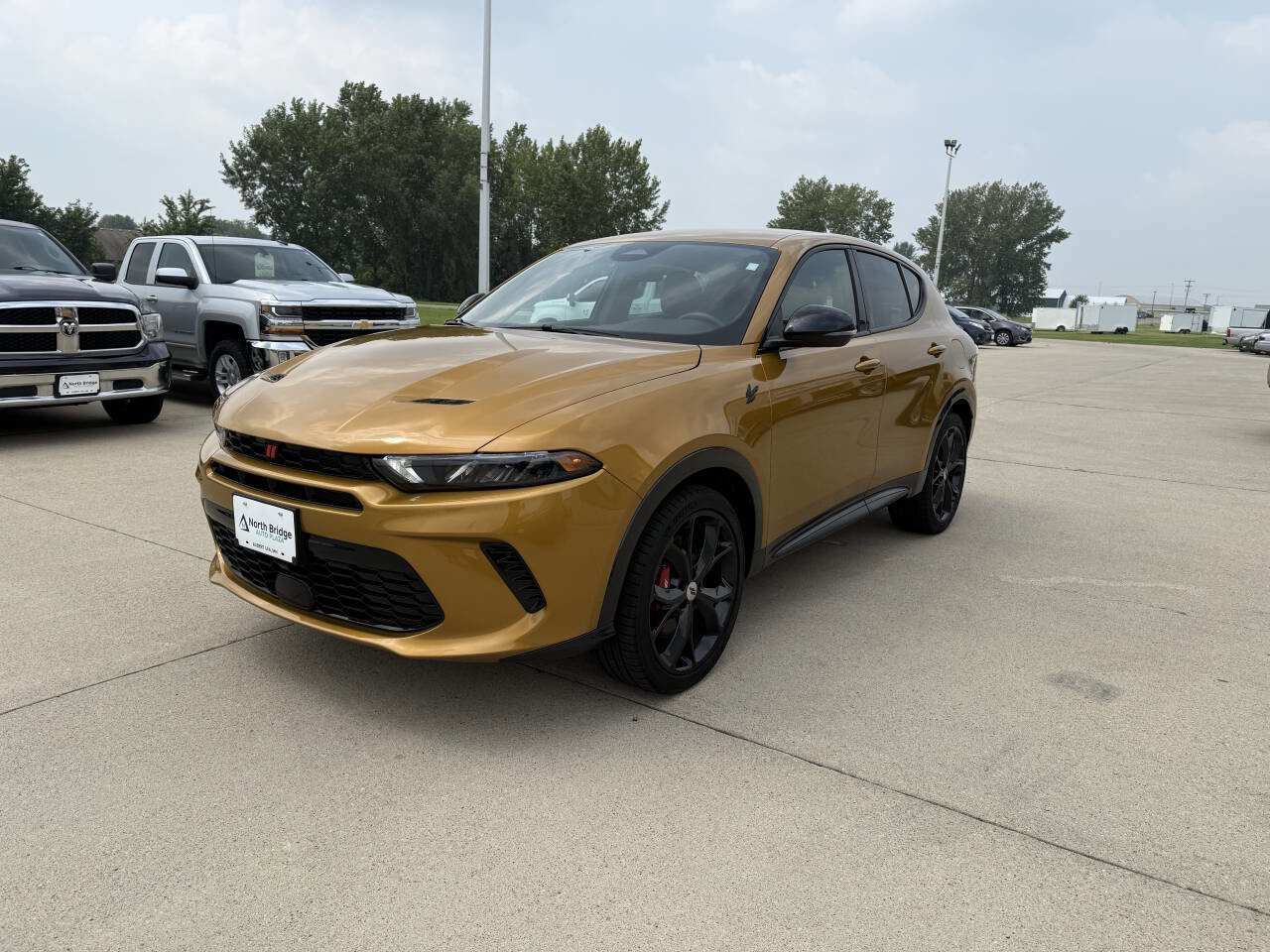 Used 2024 Dodge Hornet R/T image 2