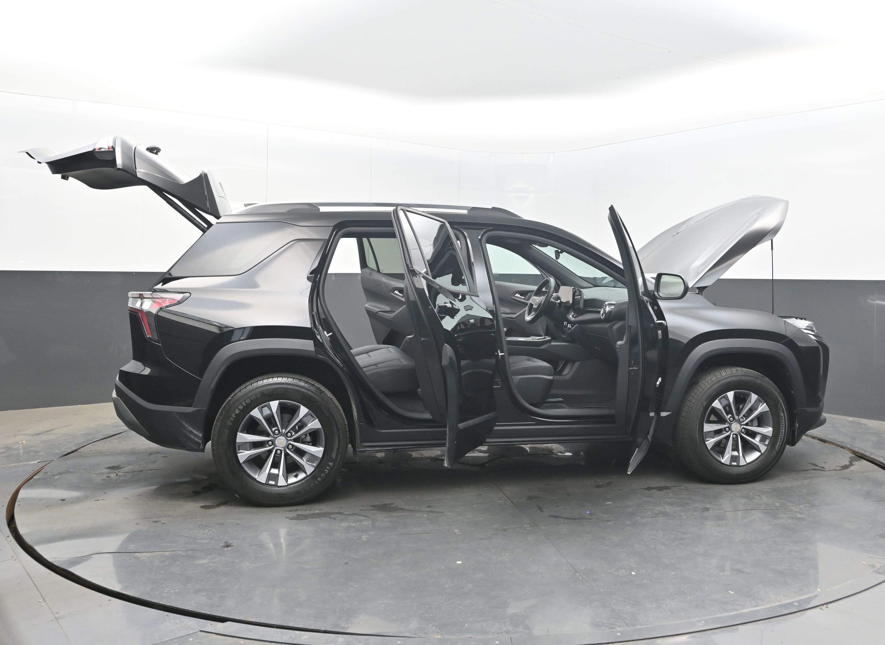 Used 2025 Chevrolet Equinox LT w/ Convenience Package II image 43
