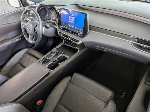Used 2023 Lexus RX 350 w/ Luxury Package image 20