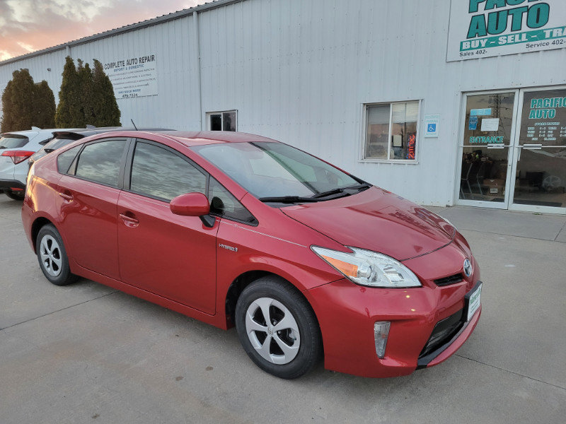 Used 2014 Toyota Prius Two FWD image 9
