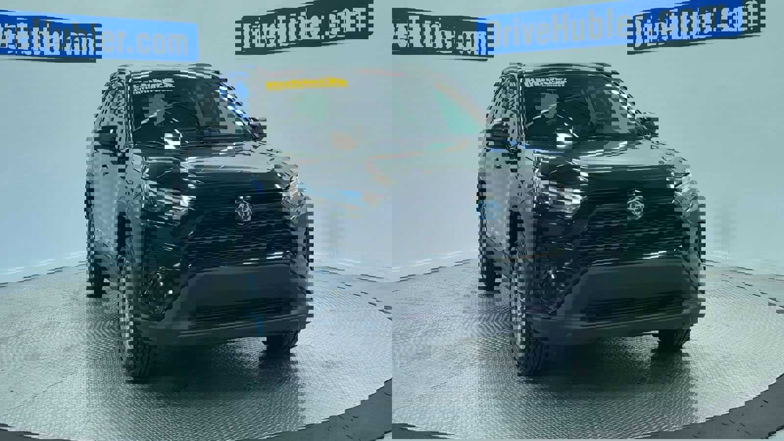 Used 2024 Toyota RAV4 LE AWD/4WD image 35