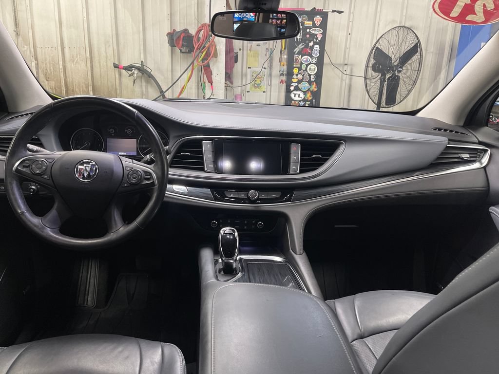 Used 2021 Buick Enclave Premium w/ Sun and Sites Package AWD/4WD image 18