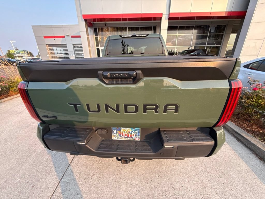 Used 2022 Toyota Tundra SR5 w/ SR5 Premium Package AWD/4WD image 6