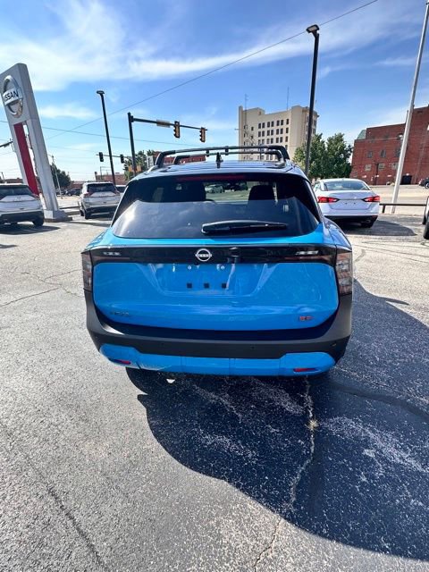 New 2025 Nissan Kicks SR image 8