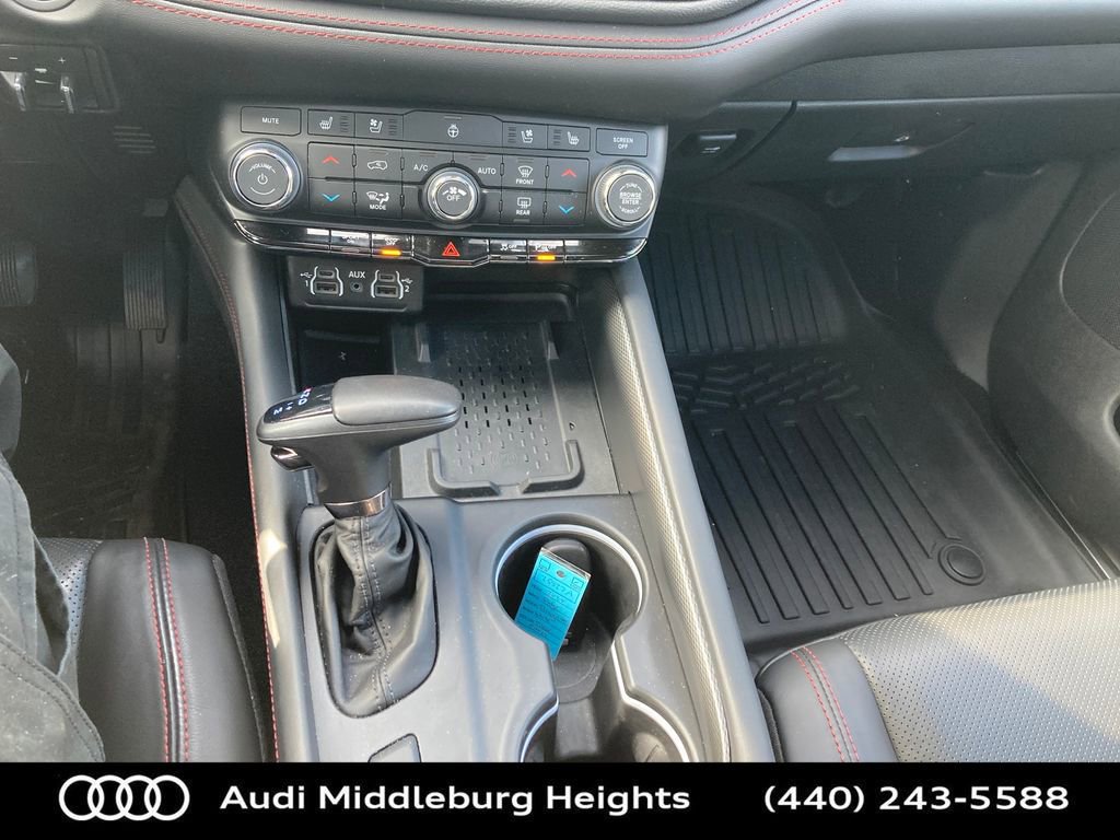 Used 2025 Dodge Durango R/T image 23