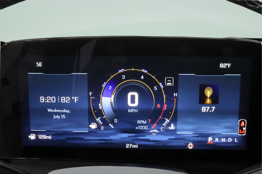 New 2026 Chevrolet Traverse LT w/ Driver Confidence Package FWD image 11