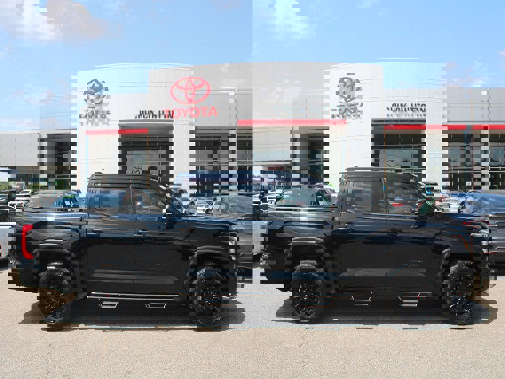 Used 2022 Toyota Tundra SR5 w/ Convenience Package