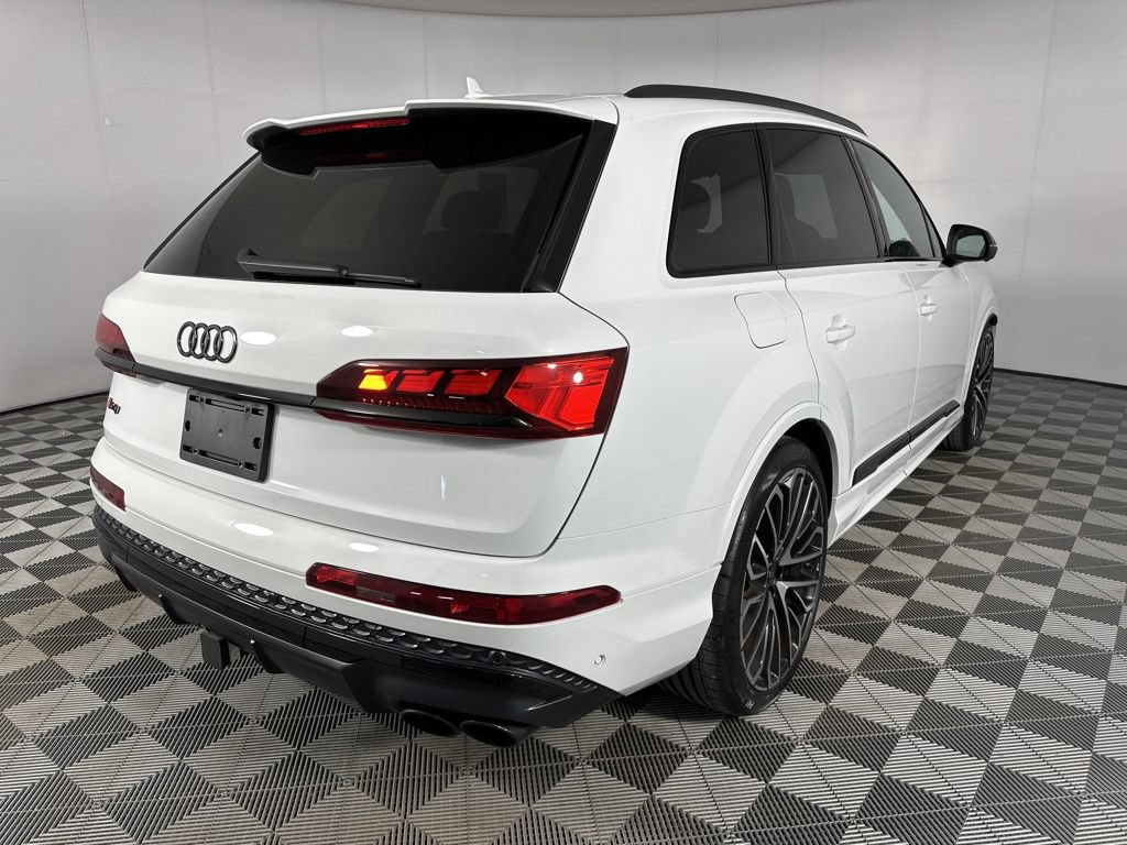 Used 2025 Audi SQ7 Prestige AWD/4WD image 34