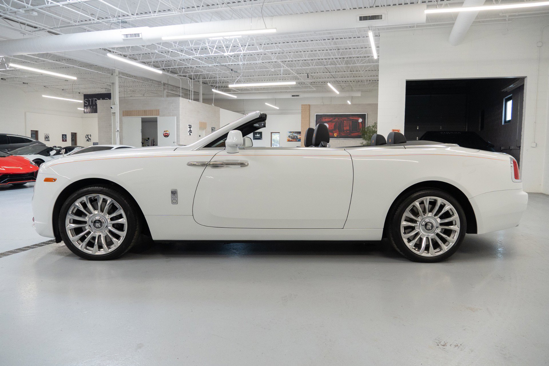 Used 2020 Rolls-Royce Dawn image 7