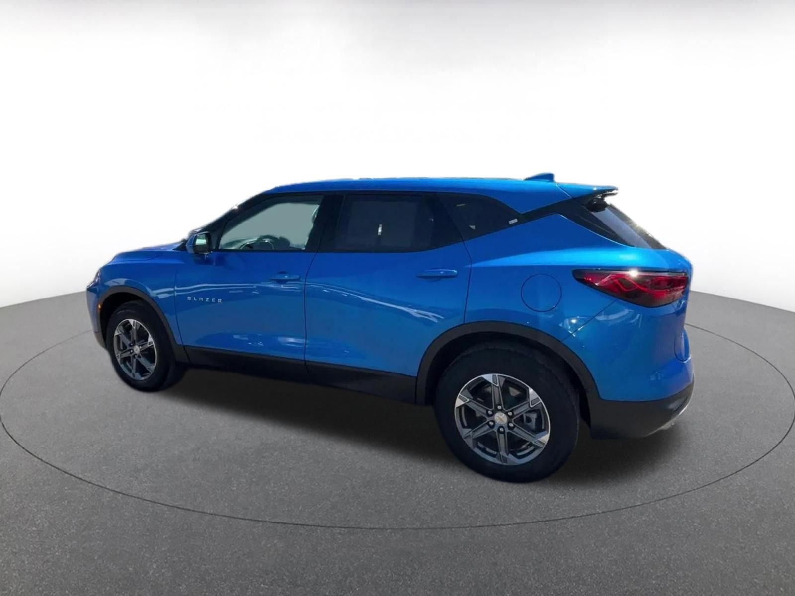 Used 2025 Chevrolet Blazer LT image 10