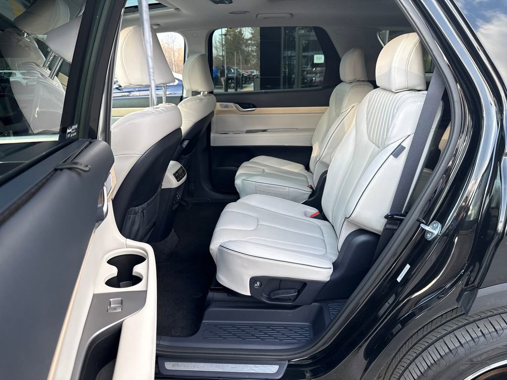 Used 2024 Hyundai Palisade Limited image 30