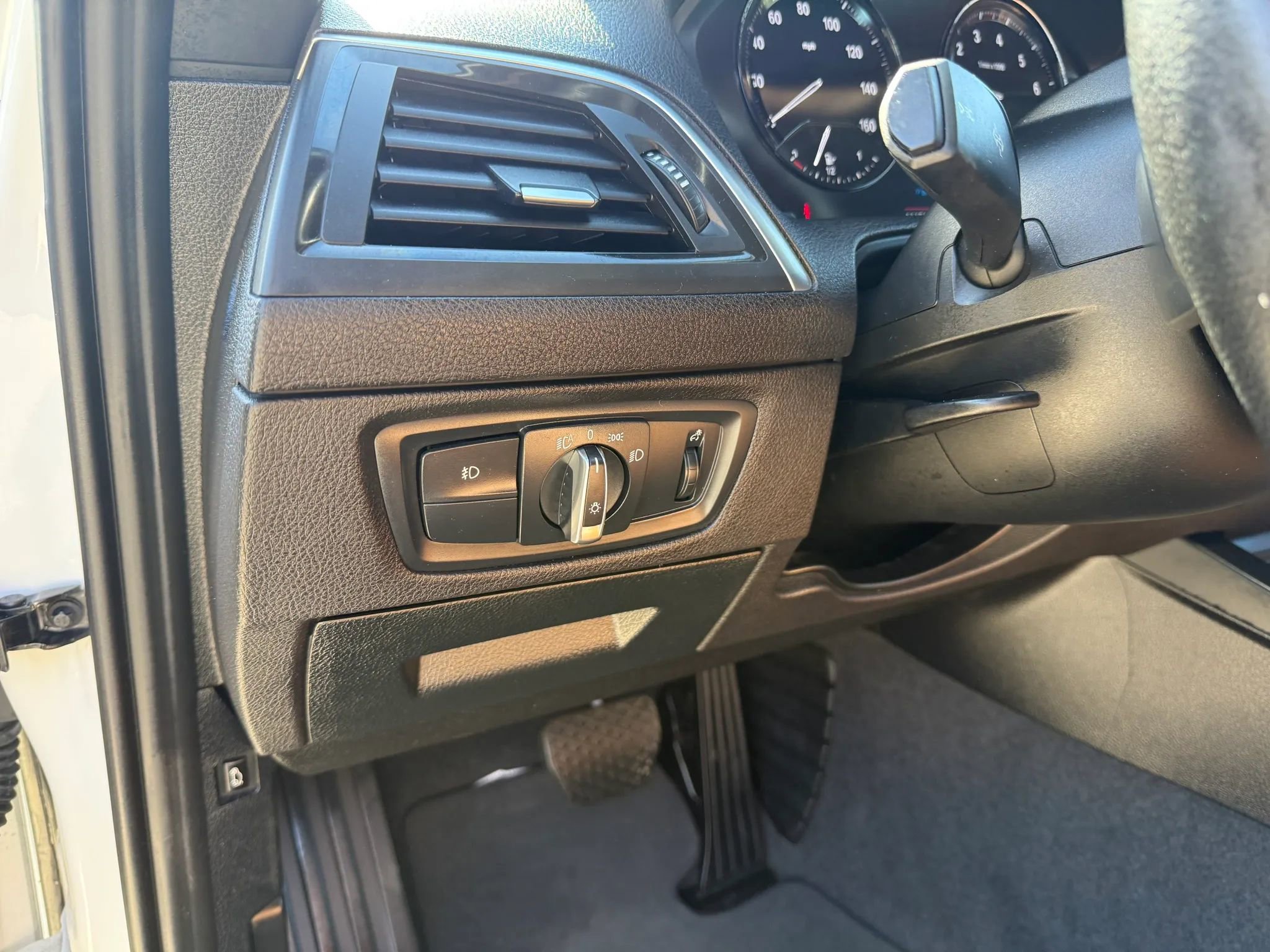 Used 2018 BMW 230i Convertible w/ Premium Package Enhanced image 19