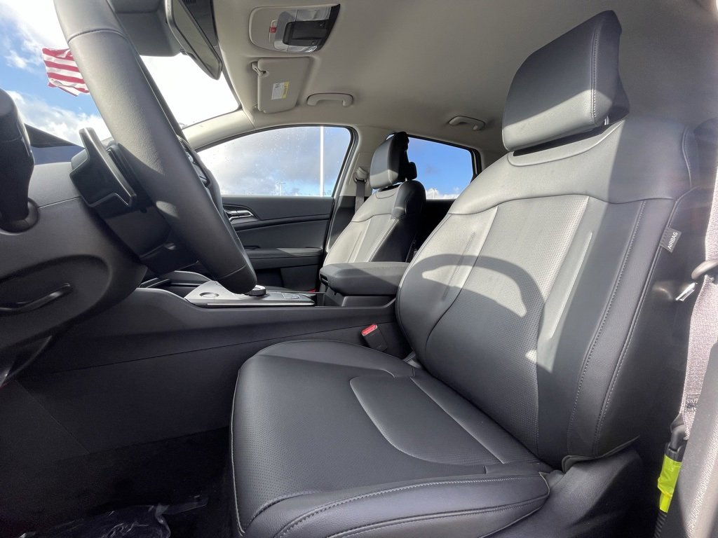 New 2026 Kia Sportage EX image 21