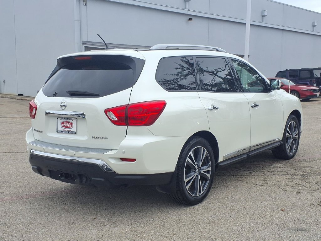 Used 2018 Nissan Pathfinder Platinum w/ Cargo Package FWD image 5