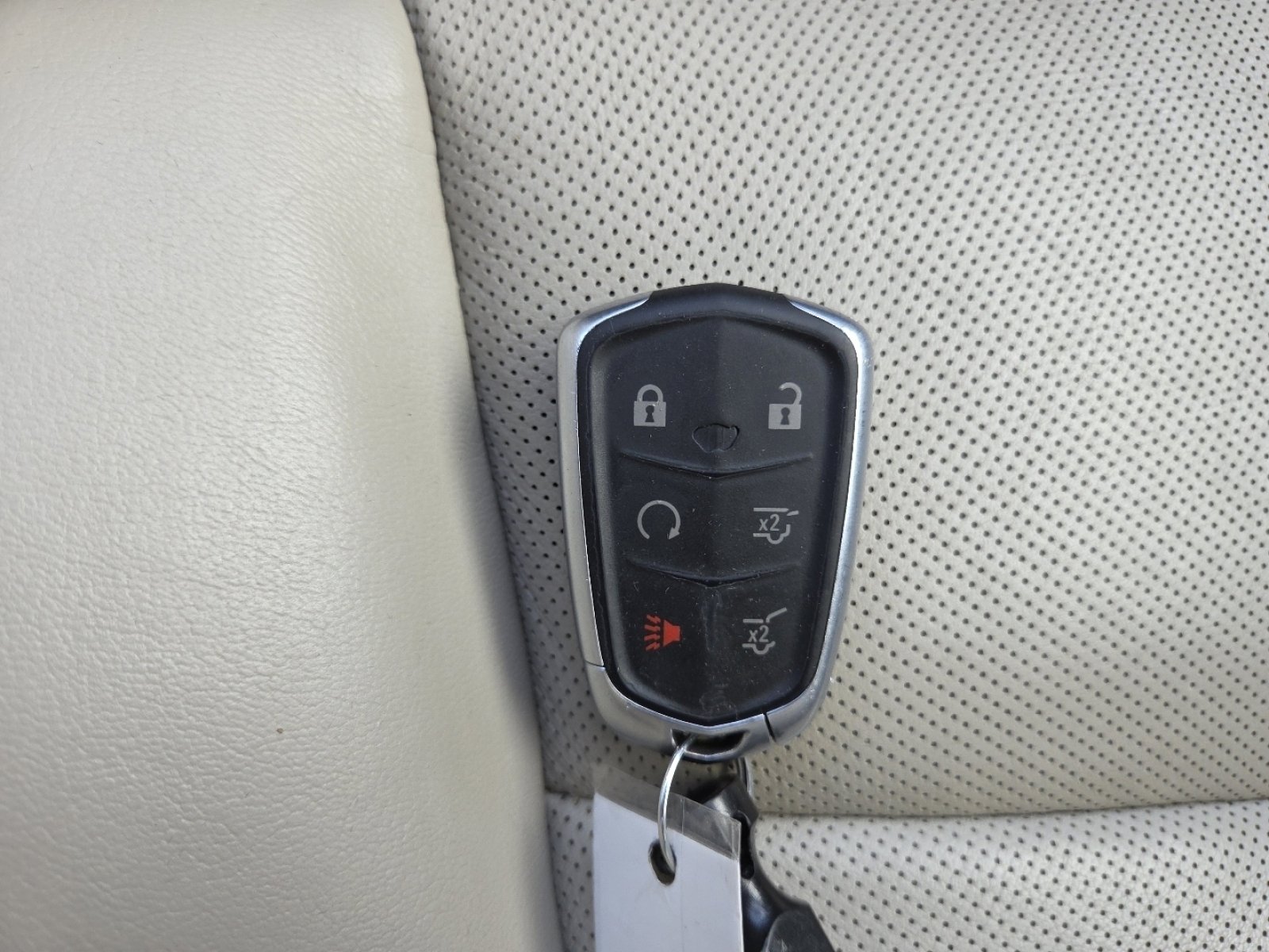 Used 2020 Cadillac Escalade Premium Luxury image 41