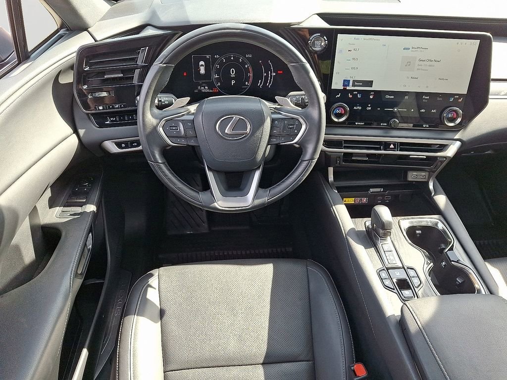 Used 2023 Lexus RX 350 Premium w/ Accessory Package AWD/4WD image 12