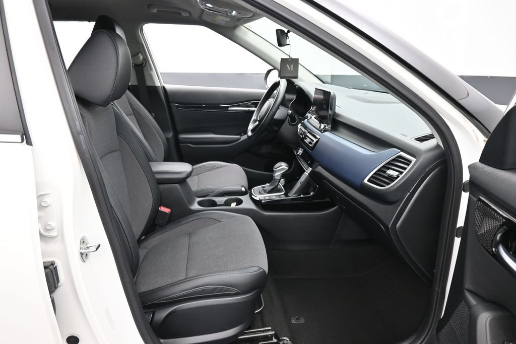 Used 2022 Kia Seltos S AWD/4WD image 34