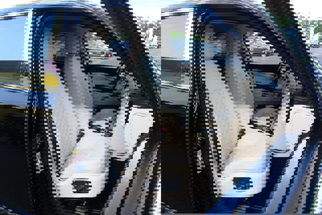 Used 2013 Bentley Mulsanne image 23