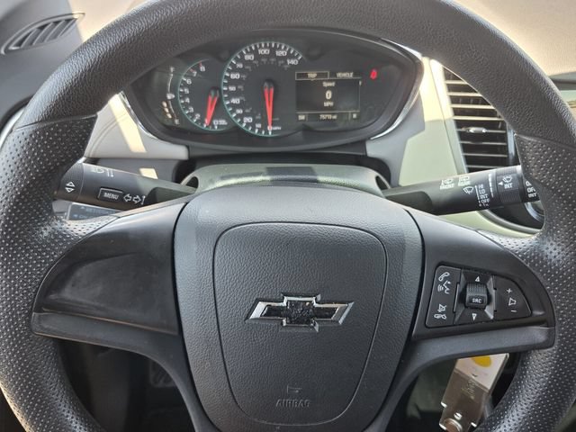 Used 2017 Chevrolet Trax LS AWD/4WD image 19