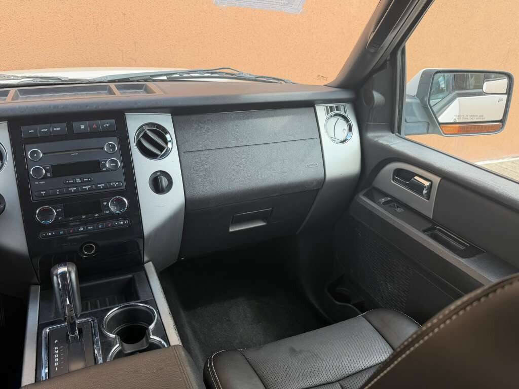 Used 2012 Ford Expedition EL Limited RWD image 38