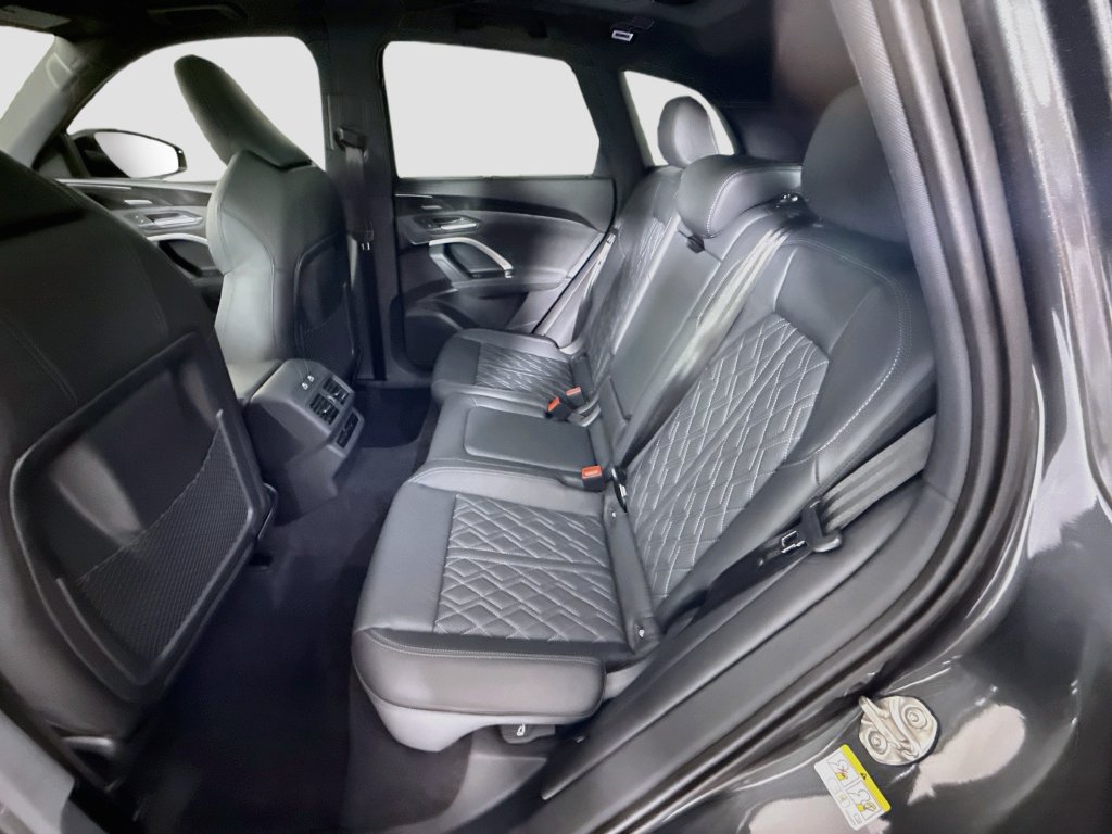 New 2026 Audi SQ5 Premium Plus AWD/4WD image 22