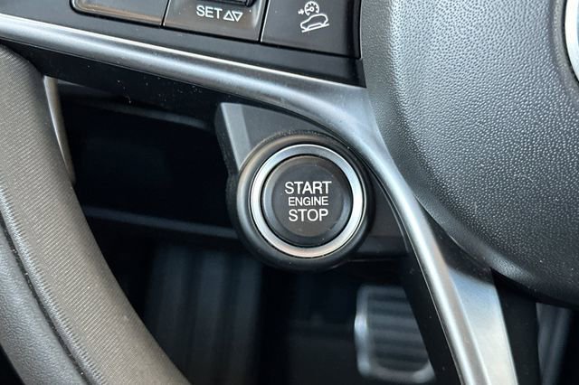 Used 2018 Alfa Romeo Stelvio Ti Sport AWD/4WD image 26