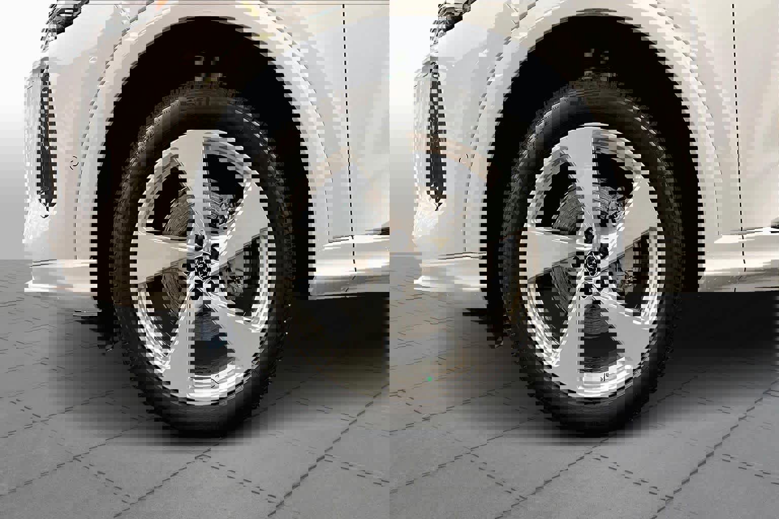 Used 2025 Audi Q5 Premium Plus image 11