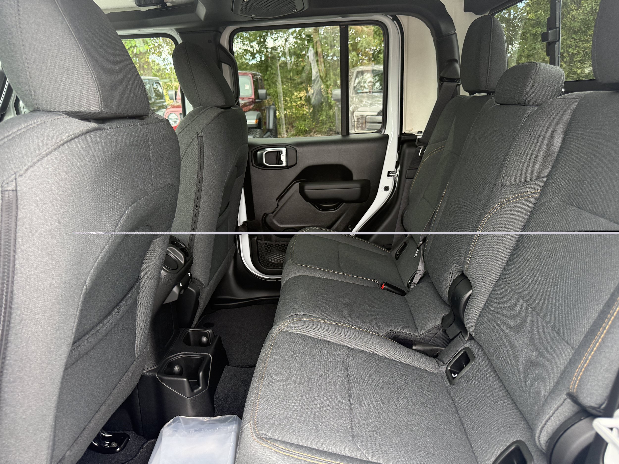 New 2027 Jeep Gladiator Sport AWD/4WD image 15
