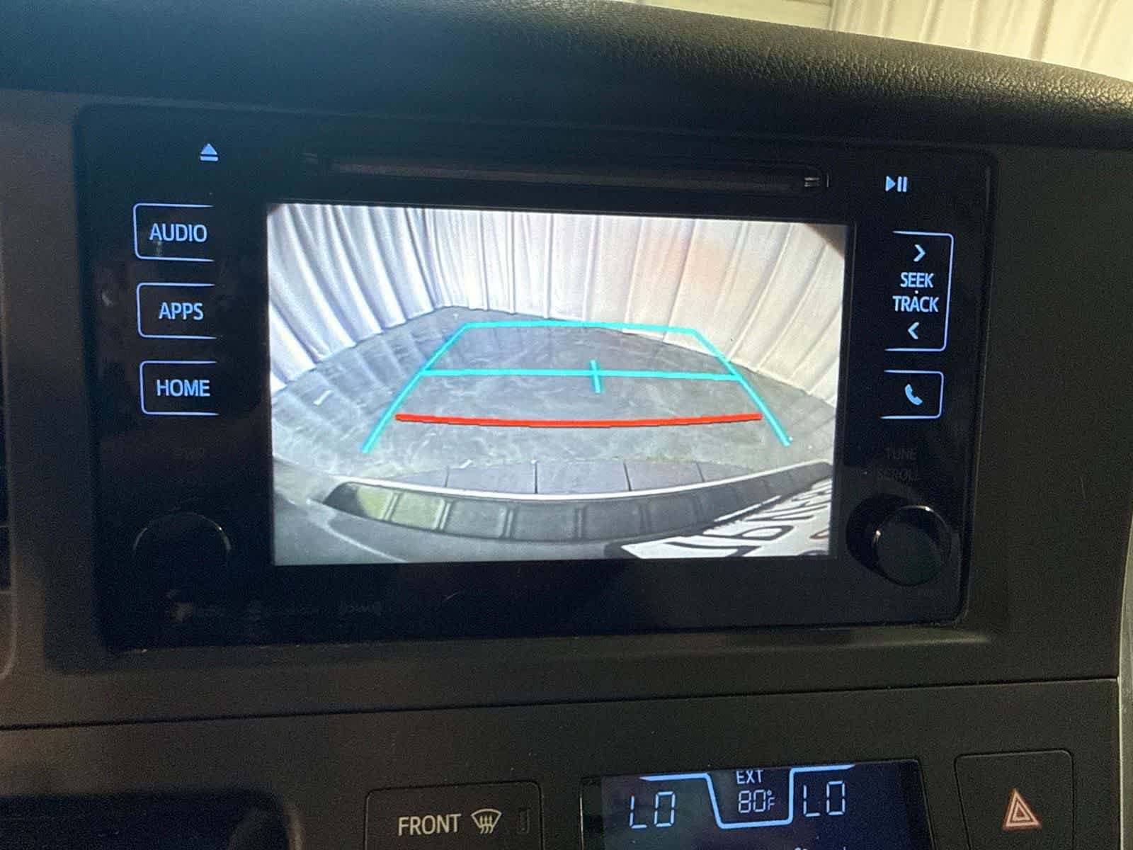 Used 2016 Toyota Sienna LE FWD image 30