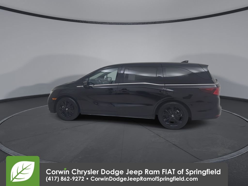 Used 2024 Honda Odyssey Sport image 11