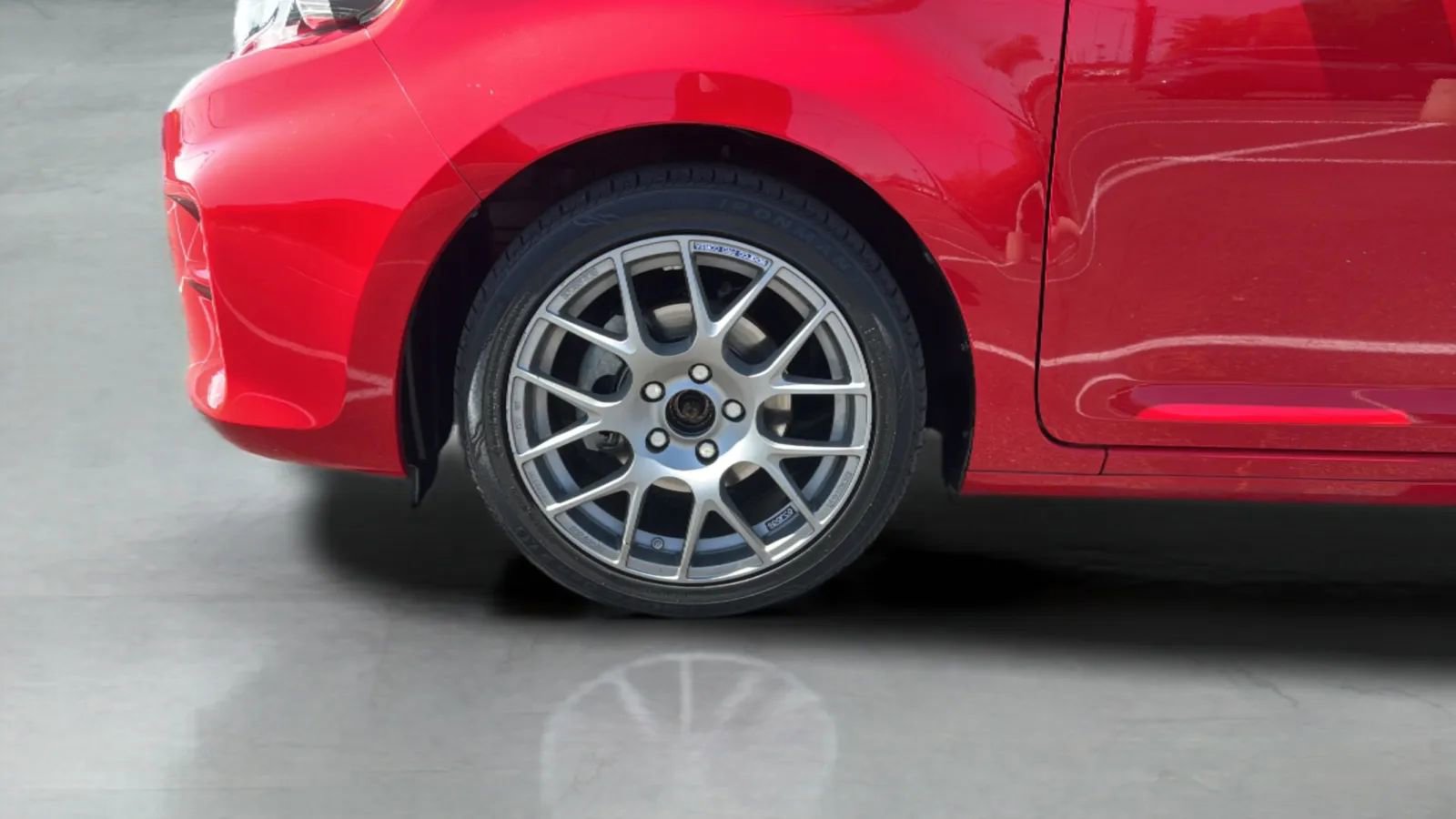 Used 2014 Scion xB FWD image 29